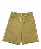 GUCCIグッチ）の古着「PRINTED LOGO LEG SHORT」｜オリーブ
