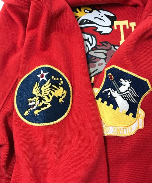 AVIREX（アヴィレックス）AVIREX (アヴィレックス) プリントプルオーバーパーカー レッド サイズ:Lの古着・服飾アイテム