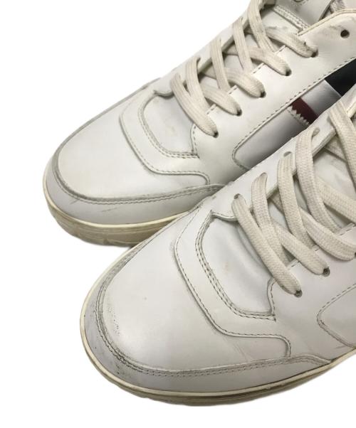 MONCLER（モンクレール）MONCLER (モンクレール) ローカットスニーカー ホワイト サイズ:41の古着・服飾アイテム