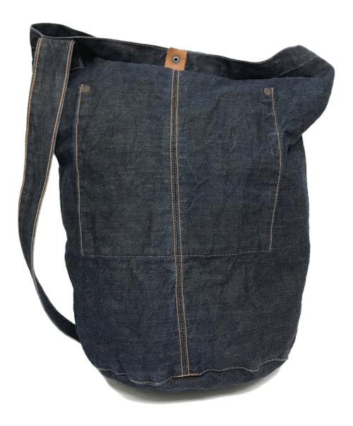 LEVI'S MADE&CRAFTED（リーバイスメイドクラフテッド）LEVI'S MADE&CRAFTED (リーバイスメイドクラフテッド) ショルダーバッグ インディゴ サイズ:下記参照の古着・服飾アイテム