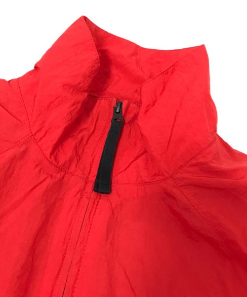 NIKE（ナイキ）NIKE (ナイキ) ナイロンジャケット レッド×ブラック サイズ:Sの古着・服飾アイテム