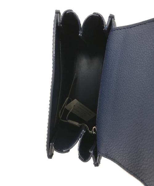 CHARLES & KEITH（チャールズアンドキース）CHARLES & KEITH (チャールズ＆キース) チェーンリンクトラペーズバッグ ネイビーの古着・服飾アイテム