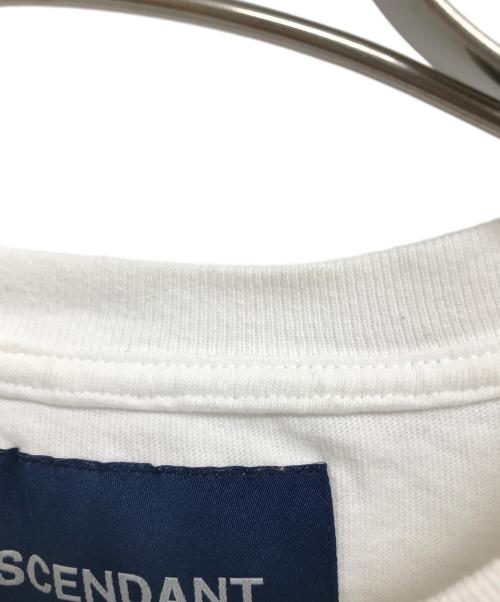 DESCENDANT（ディセンダント）DESCENDANT (ディセンダント) プリントTシャツ ホワイト×ブラック サイズ:2の古着・服飾アイテム