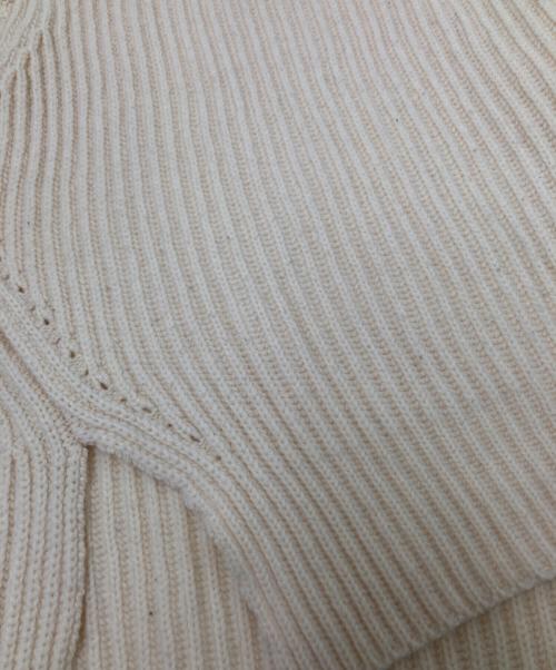 JANE SMITH（ジェーンスミス）JANE SMITH (ジェーンスミス) 5G RIDGE V-NECK KNIT PULLOVER ベージュ サイズ:38の古着・服飾アイテム