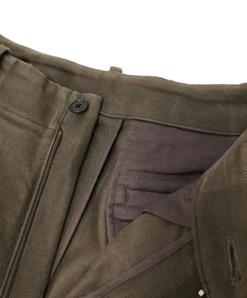 YOKE（ヨーク）YOKE (ヨーク) タックパンツ ブラウン サイズ:1の古着・服飾アイテム