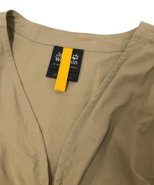 Jack Wolfskin（ジャック ウルフスキン）Jack Wolfskin (ジャック ウルフスキン) ナイロンジャケット ベージュ サイズ:XLの古着・服飾アイテム