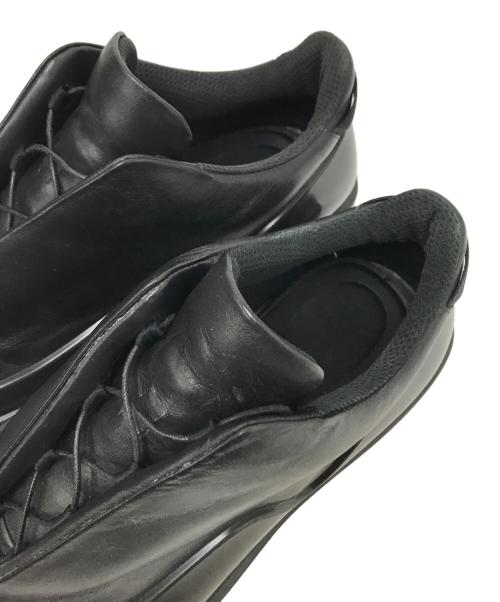 AT.KOLLEKTIVE（コスタディノフ）AT.KOLLEKTIVE (コスタディノフ) PETER DO (ピーター・ドゥ) Hybrid Sneaker ブラック サイズ:EU43の古着・服飾アイテム
