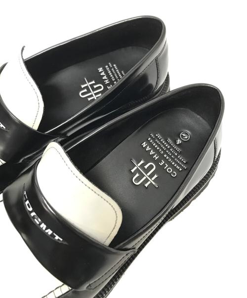 COLE HAAN（コールハーン）COLE HAAN (コールハーン) FRAGMENT DESIGN (フラグメントデザイン) アメリカンクラシックス ペニーローファー ホワイト×ブラック サイズ:9 1/2 Mの古着・服飾アイテム