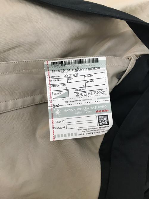 Maison MIHARA YASUHIRO（メゾン ミハラ ヤスヒロ）Maison MIHARA YASUHIRO (メゾン ミハラ ヤスヒロ) W-Sleeve Docking Coat ブラック×ベージュ サイズ:46の古着・服飾アイテム