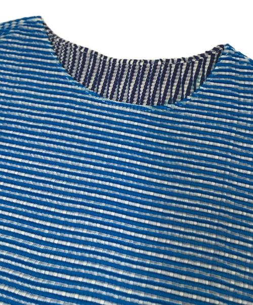 PLEATS PLEASE（プリーツプリーズ）PLEATS PLEASE (プリーツプリーズ) プリーツブラウス ブルー×ホワイト サイズ:3の古着・服飾アイテム