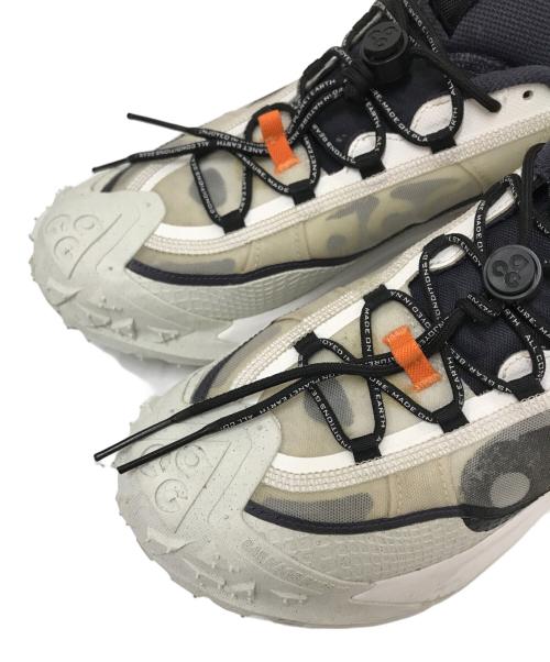 NIKE ACG（ナイキエーシージー）NIKE ACG (ナイキエージーシー) MOUNTAIN FLY 2 LOW アイボリー×グレー サイズ:28.0cmの古着・服飾アイテム