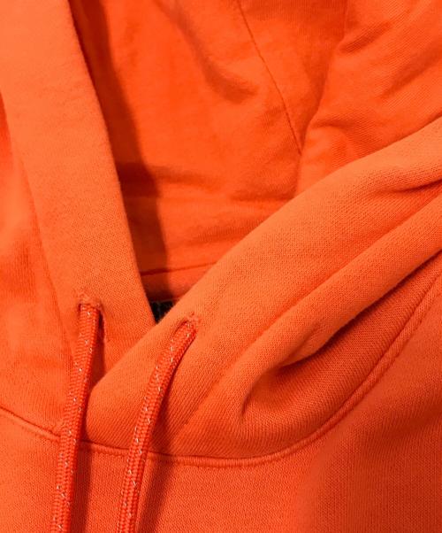 NIKE（ナイキ）NIKE (ナイキ) ロゴプリントパーカー オレンジ サイズ:Mの古着・服飾アイテム