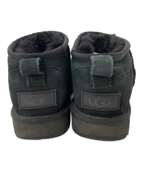UGG（アグ）UGG (アグ) Classic Ultra Mini ブラック サイズ:22.0cmの古着・服飾アイテム