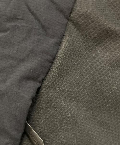 ARC'TERYX（アークテリクス）ARC'TERYX (アークテリクス) ATOM HOODY ブラック サイズ:Lの古着・服飾アイテム