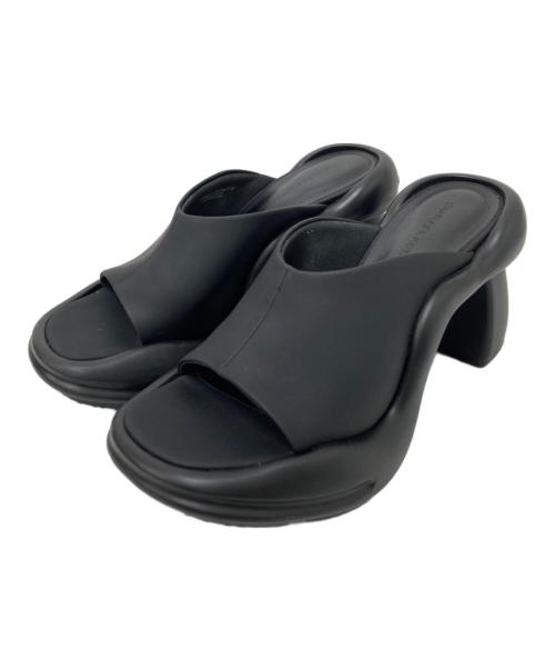 CHARLES & KEITH（チャールズアンドキース）CHARLES & KEITH (チャールズ＆キース) サンダル ブラック サイズ:38の古着・服飾アイテム