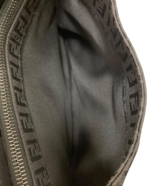 FENDI（フェンディ）FENDI (フェンディ) ズッキーノショルダーバッグ ブラック サイズ:下記参照の古着・服飾アイテム