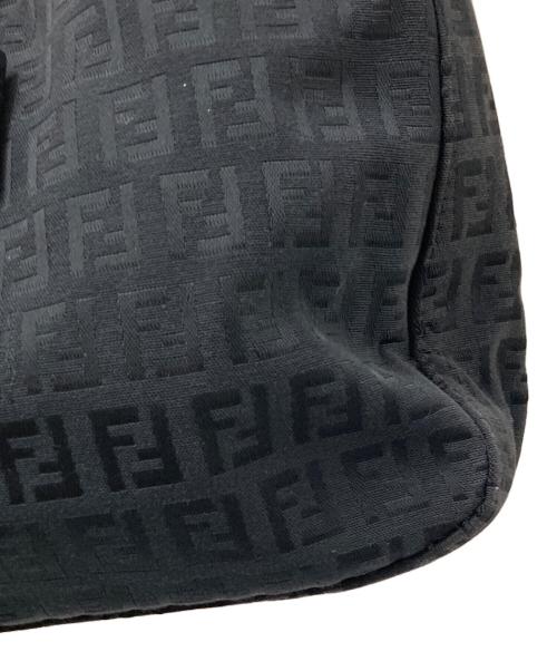 FENDI（フェンディ）FENDI (フェンディ) ズッキーノショルダーバッグ ブラック サイズ:下記参照の古着・服飾アイテム