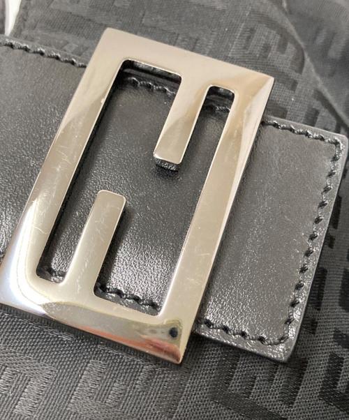 FENDI（フェンディ）FENDI (フェンディ) ズッキーノショルダーバッグ ブラック サイズ:下記参照の古着・服飾アイテム