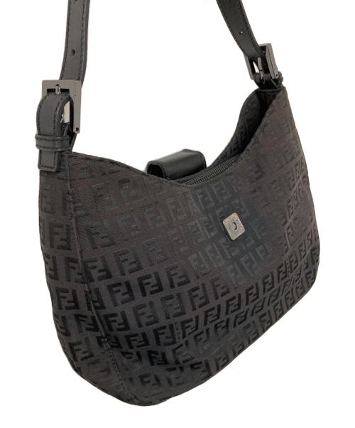 FENDI（フェンディ）FENDI (フェンディ) ズッキーノショルダーバッグ ブラック サイズ:下記参照の古着・服飾アイテム