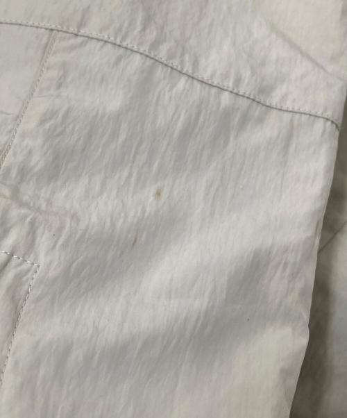 C2H4（シーツーエイチフォー）C2H4 (シーツーエイチフォー) BUCKLE TRACK PANTS ベージュ サイズ:XSの古着・服飾アイテム