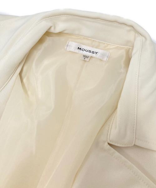 moussy（マウジー）moussy (マウジー) LOOSE DRAPE トレンチコート アイボリー サイズ:2の古着・服飾アイテム