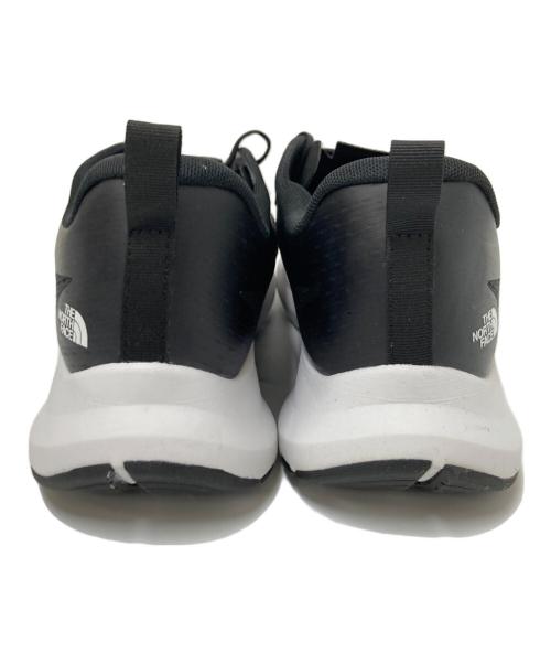 THE NORTH FACE（ザ ノース フェイス）THE NORTH FACE (ザ ノース フェイス) ローカットスニーカー ブラック×ホワイト サイズ:28.0cmの古着・服飾アイテム