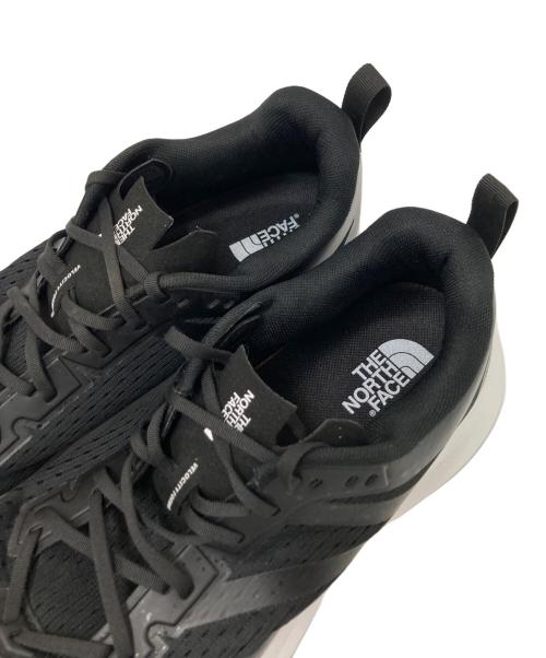 THE NORTH FACE（ザ ノース フェイス）THE NORTH FACE (ザ ノース フェイス) ローカットスニーカー ブラック×ホワイト サイズ:28.0cmの古着・服飾アイテム