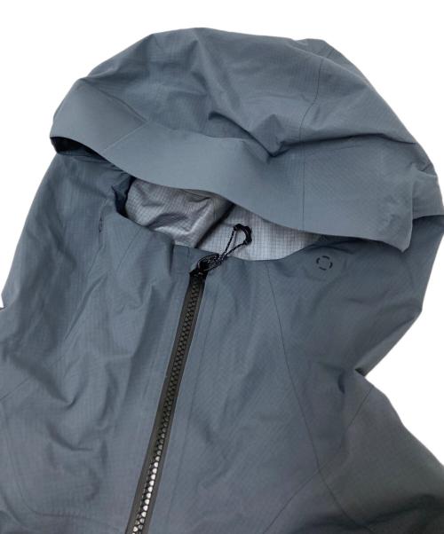 MOUNTAIN HARD WEAR（マウンテンハードウェア）MOUNTAIN HARD WEAR (マウンテンハードウェア) Dawnlight GORE-TEX PRO Jacket グレー サイズ:Mの古着・服飾アイテム