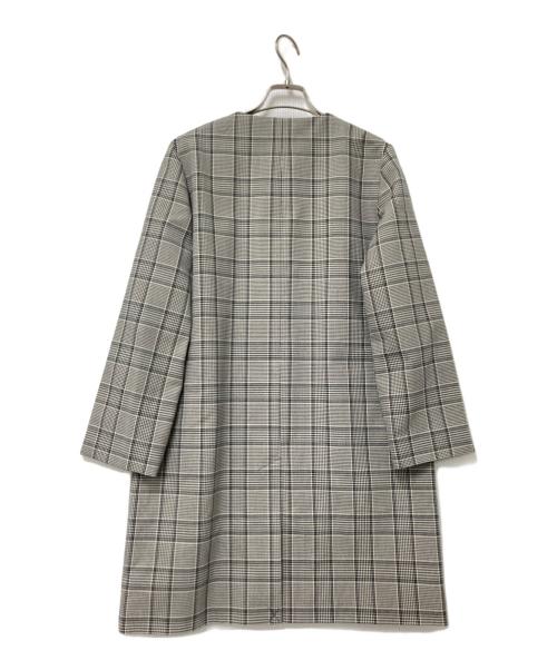 A.P.C.（アーペーセー）A.P.C. (アーペーセー) チェックノーカラーコート ホワイト×ブラック サイズ:38の古着・服飾アイテム