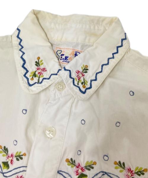 ST.BARBARA（バルバラ）ST.BARBARA (バルバラ) エンブロイダリーシャツ ホワイト サイズ:下記参照の古着・服飾アイテム