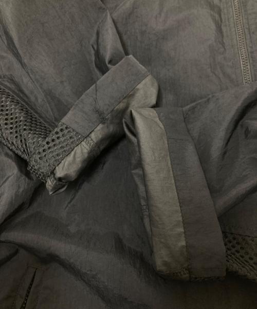 NIKE（ナイキ）NIKE (ナイキ) 90‘Sジップアップナイロンジャケット ブラック×ホワイト サイズ:Lの古着・服飾アイテム
