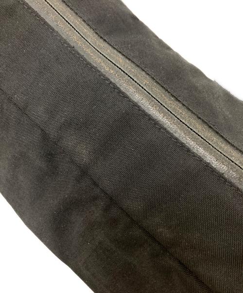 MYSTERY RANCH（ミステリーランチ）MYSTERY RANCH (ミステリーランチ) ショルダーバッグ ブラックの古着・服飾アイテム