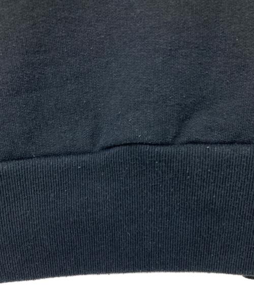 CAMBER（キャンバー）CAMBER (キャンバー) GDC (ジーディーシー) コラボプリントパーカー ブラック×ホワイト サイズ:Sの古着・服飾アイテム