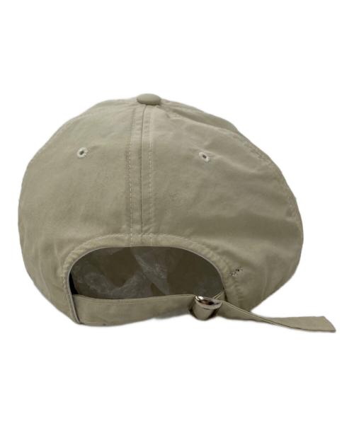 F.C.R.B.（エフシーレアルブリストル）F.C.R.B. (エフシーレアルブリストル) SUPPLEX NYLON CAP ベージュ×ホワイト サイズ:Fの古着・服飾アイテム