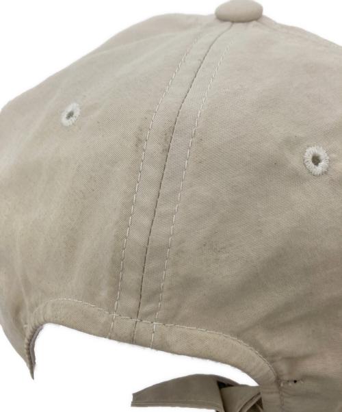 F.C.R.B.（エフシーレアルブリストル）F.C.R.B. (エフシーレアルブリストル) SUPPLEX NYLON CAP ベージュ×ホワイト サイズ:Fの古着・服飾アイテム