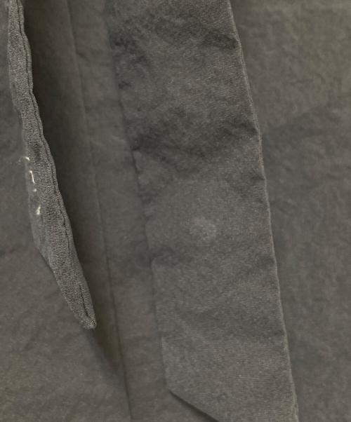 AK+1（エーケーワン）AK+1 (エーケーワン) ナイロンブラウス グレー サイズ:36の古着・服飾アイテム