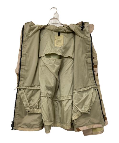 US ARMY（ユーエスアーミー）US ARMY (ユーエスアーミー) ECWS DESERT CAMO PARKA NOS ベージュ×ブラウン サイズ:LARGE-SHORTの古着・服飾アイテム