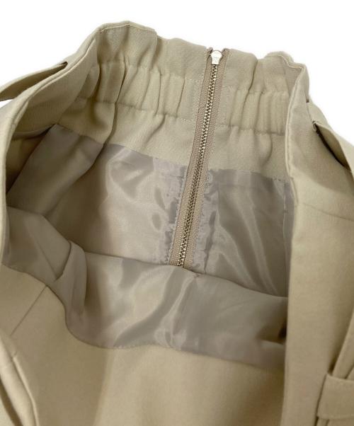 UNITED TOKYO（ユナイテッドトーキョー）UNITED TOKYO (ユナイテッドトーキョー) ミリタリーボリュームフレアスカート ベージュ サイズ:3の古着・服飾アイテム