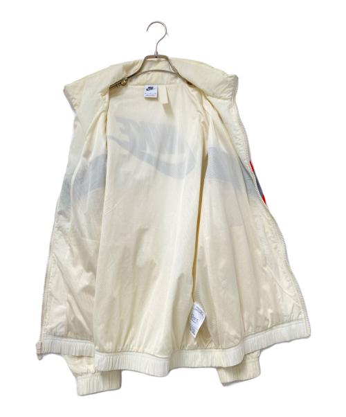 NIKE（ナイキ）NIKE (ナイキ) NSW HBR-S ウーブン LND フーディ ジャケット アイボリー サイズ:XLの古着・服飾アイテム
