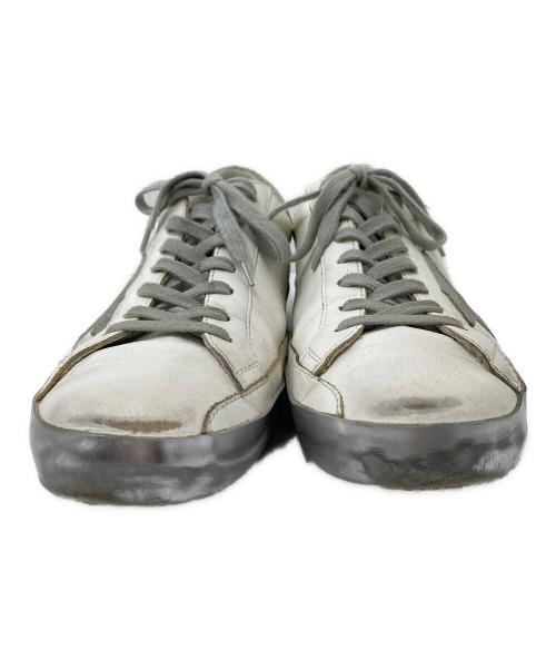 GOLDEN GOOSE（ゴールデングース）GOLDEN GOOSE (ゴールデングース) ヴィンテージ加工レザースニーカー ホワイト×シルバー サイズ:43の古着・服飾アイテム