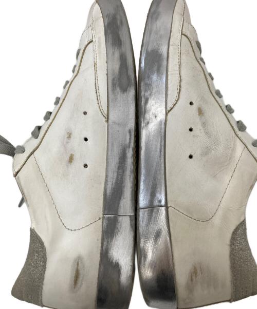 GOLDEN GOOSE（ゴールデングース）GOLDEN GOOSE (ゴールデングース) ヴィンテージ加工レザースニーカー ホワイト×シルバー サイズ:43の古着・服飾アイテム