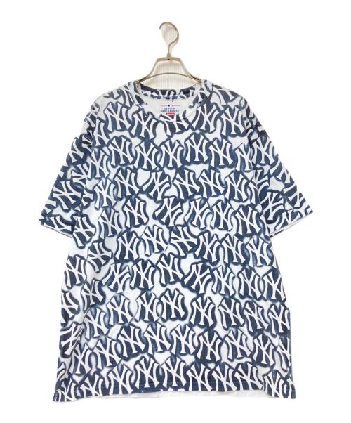 SUPREME（シュプリーム）SUPREME (シュプリーム) GENUINE MERCHANDISE (ジェニュイン マーチャンダイズ) New York Yankees Airbrush S/S Top ホワイト サイズ:Lの古着・服飾アイテム