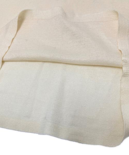 HaaT ISSEY MIYAKE（ハート イッセイ ミヤケ）HaaT ISSEY MIYAKE (ハート イッセイ ミヤケ) ノースリーブカットソー アイボリー サイズ:2の古着・服飾アイテム