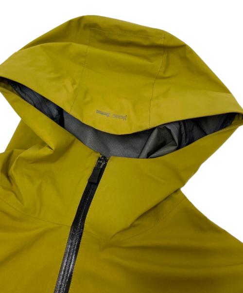 HERNO（ヘルノ）HERNO (ヘルノ) Laminar (ラミナー) マウンテンパーカー イエロー サイズ:48の古着・服飾アイテム