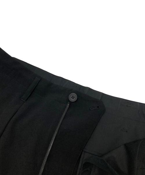 Yohji Yamamoto pour homme（ヨウジヤマモト プールオム）Yohji Yamamoto pour homme (ヨウジヤマモト プールオム) TA TUXEDO BC BUCKLE PANTS ブラック サイズ:2の古着・服飾アイテム
