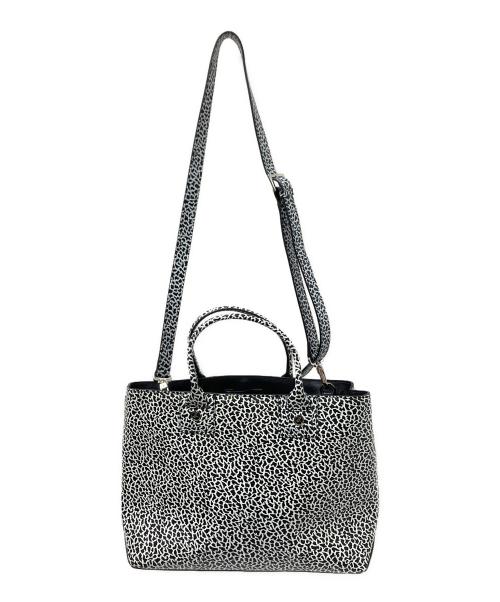 agnes b voyage（アニエスベーボヤージュ）agnes b voyage (アニエスベーボヤージュ) レオパード2WAYショルダーバッグ ホワイト×ブラック サイズ:下記参照の古着・服飾アイテム