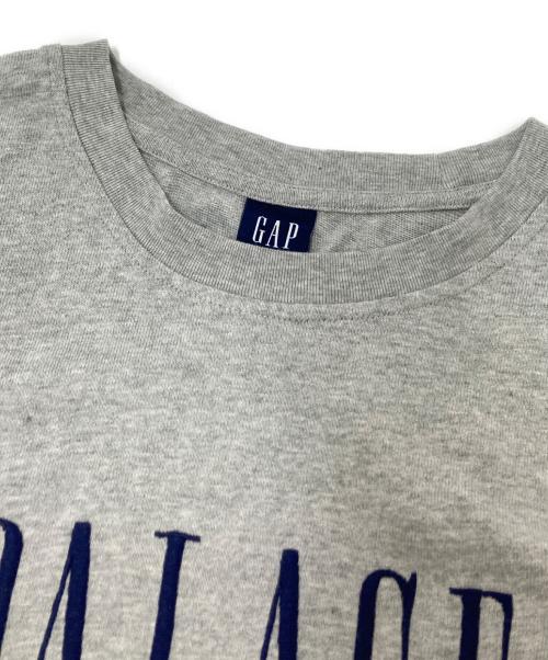 GAP（ギャップ）GAP (ギャップ) PALACE (パレス) 刺繍Tシャツ グレー サイズ:Mの古着・服飾アイテム
