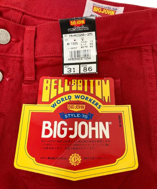 BIG JOHN（ビッグジョン）BIG JOHN (ビッグジョン) ベルボトムパンツ レッド サイズ:78.5cm (W31) 未使用品の古着・服飾アイテム