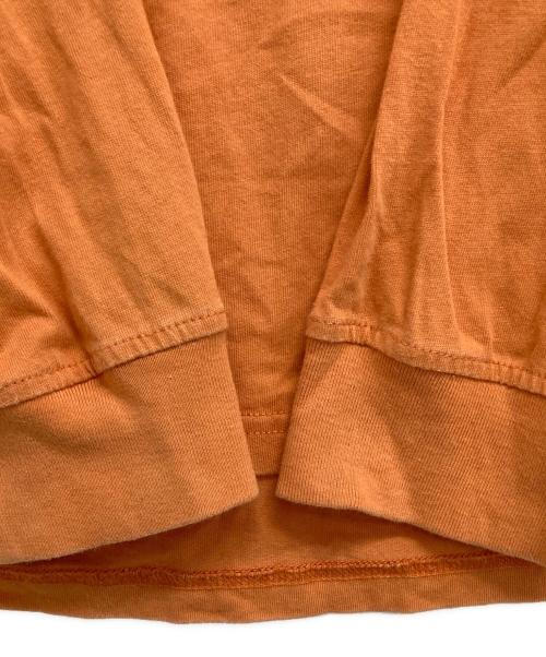 SUPREME（シュプリーム）SUPREME (シュプリーム) カットソー オレンジ サイズ:Mの古着・服飾アイテム