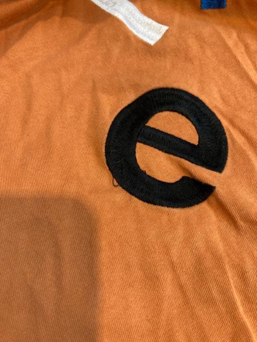 SUPREME（シュプリーム）SUPREME (シュプリーム) カットソー オレンジ サイズ:Mの古着・服飾アイテム